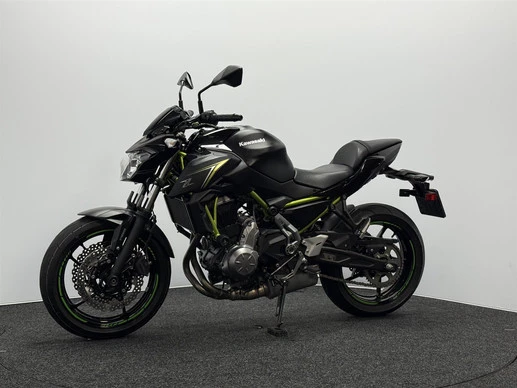 Kawasaki Z650 - Afbeelding 8 van 17