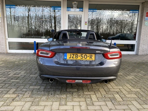 Fiat 124 Spider - Afbeelding 9 van 27