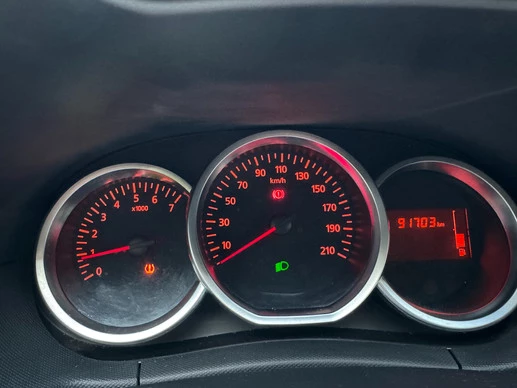 Dacia Duster - Afbeelding 17 van 28