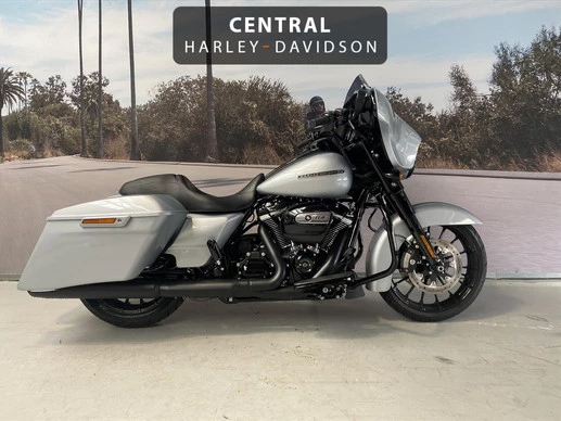 Harley-Davidson Street Glide - Afbeelding 1 van 14