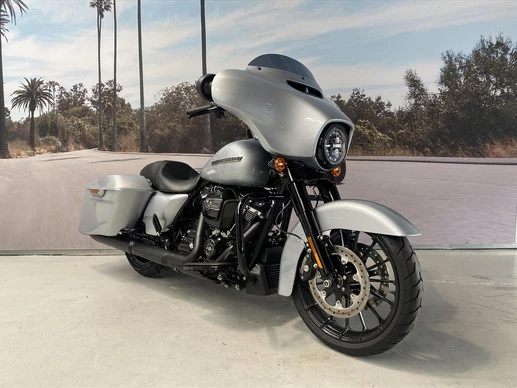 Harley-Davidson Street Glide - Afbeelding 6 van 14