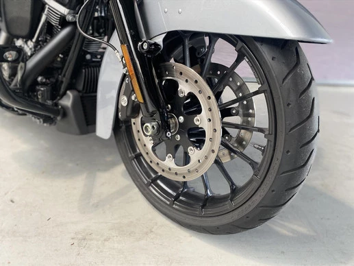 Harley-Davidson Street Glide - Afbeelding 8 van 14