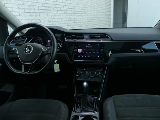 Volkswagen Touran - Afbeelding 17 van 30