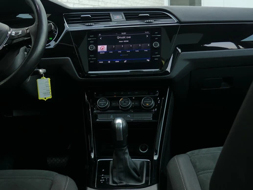 Volkswagen Touran - Afbeelding 18 van 30