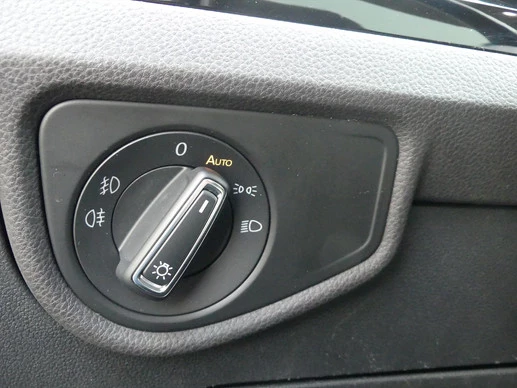 Volkswagen Touran - Afbeelding 28 van 30