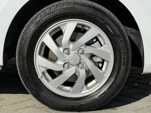 Mitsubishi Space Star - Afbeelding 23 van 28