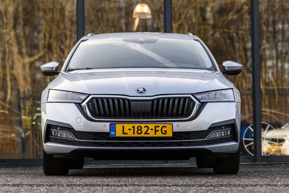 Škoda Octavia - Afbeelding 2 van 30