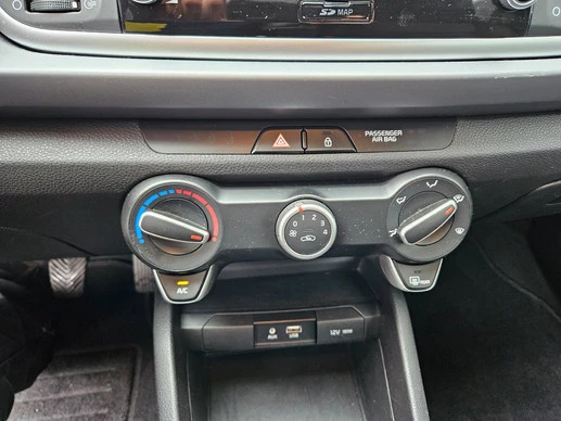 Kia Rio - Afbeelding 14 van 23