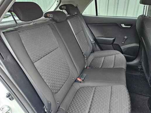 Kia Rio - Afbeelding 17 van 23