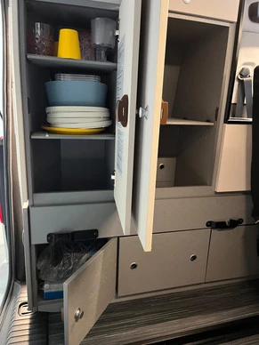 Dethleffs CROSSCAMP 2023 l 32.720KM l 1e eigenaar l Complete camper met hefdak l Instapklaar l Origineel Nederlands - Afbeelding 26 van 30