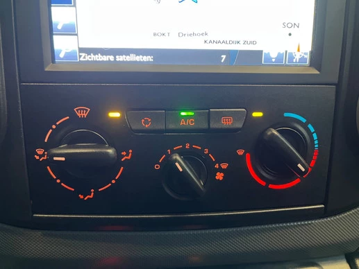 Peugeot Partner - Afbeelding 28 van 30