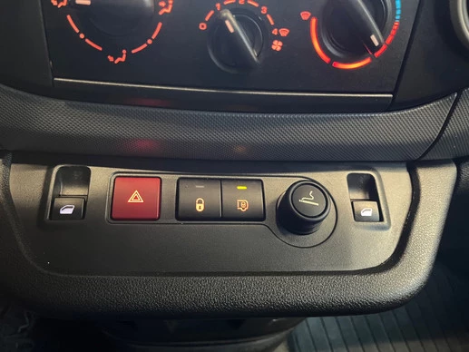 Peugeot Partner - Afbeelding 29 van 30