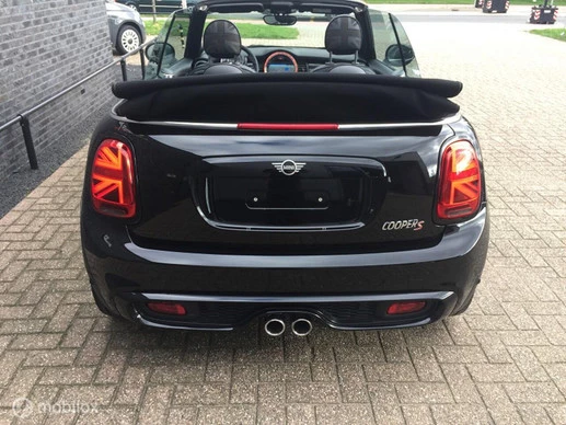 MINI Cooper S Cabrio - Afbeelding 7 van 13