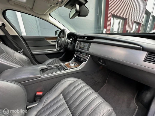 Jaguar XF - Afbeelding 7 van 22