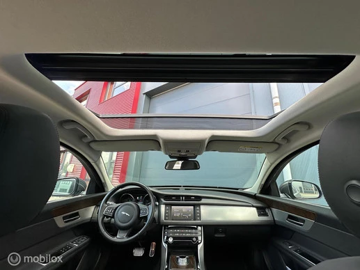 Jaguar XF - Afbeelding 16 van 22