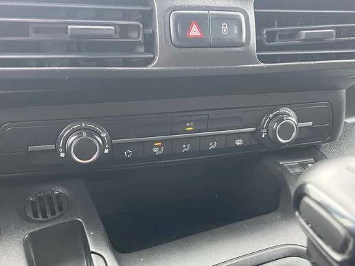 Peugeot Partner - Afbeelding 13 van 16