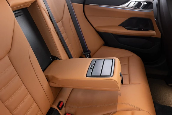 BMW i4 - Afbeelding 21 van 30