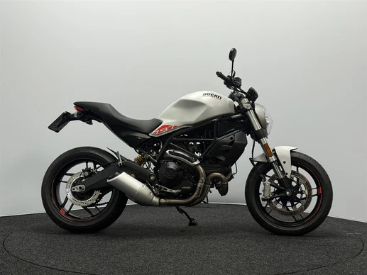 Ducati Monster - Afbeelding 1 van 17