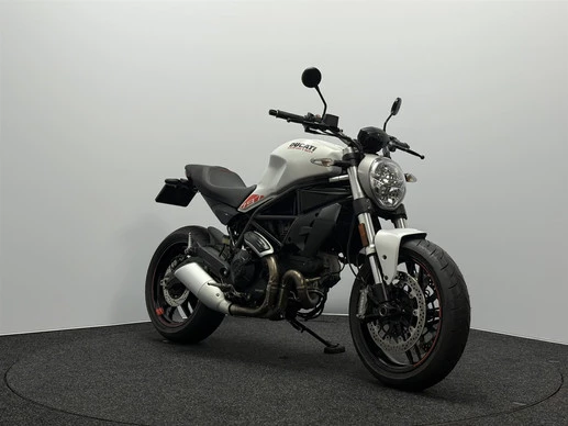 Ducati Monster - Afbeelding 3 van 17