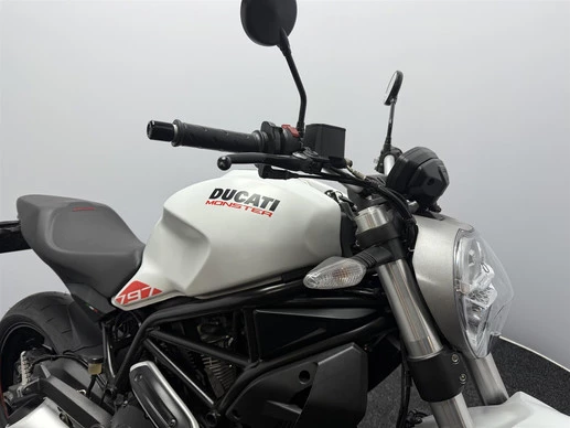 Ducati Monster - Afbeelding 17 van 17