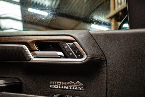 Chevrolet Silverado - Afbeelding 19 van 30