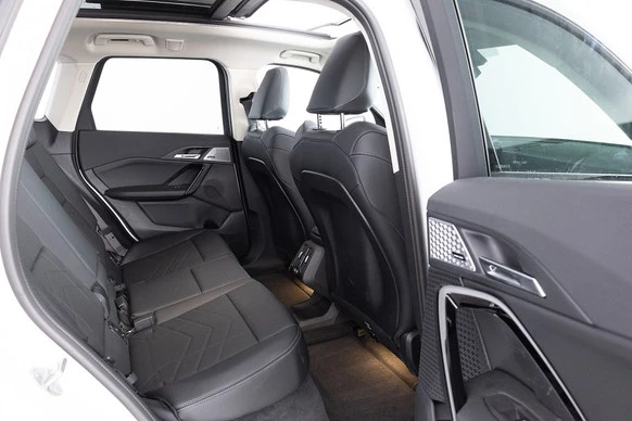 BMW iX1 - Afbeelding 14 van 30