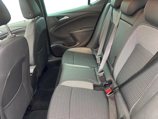 Opel Astra - Afbeelding 23 van 27