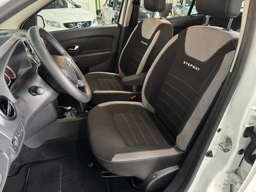 Dacia Logan - Afbeelding 16 van 30