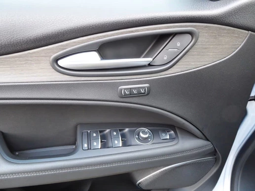 Alfa Romeo Stelvio - Afbeelding 9 van 24