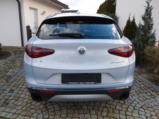Alfa Romeo Stelvio - Afbeelding 18 van 24