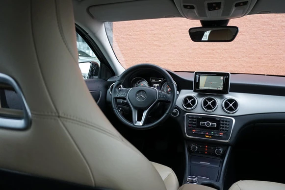 Mercedes-Benz GLA - Afbeelding 17 van 30
