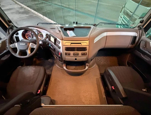 DAF XF 450 - Afbeelding 11 van 25