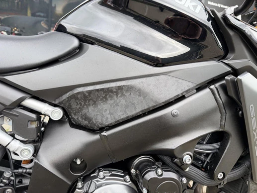 Suzuki GSX - Afbeelding 6 van 19