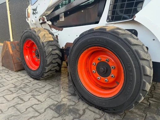 Bobcat  - Afbeelding 2 van 25