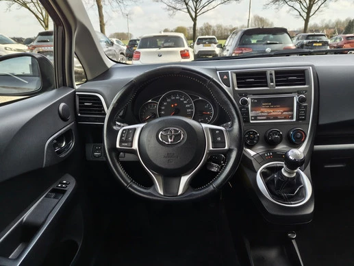 Toyota Verso-S - Afbeelding 9 van 30