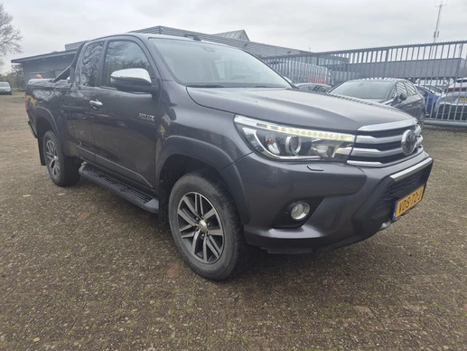 Toyota Hilux - Afbeelding 8 van 16