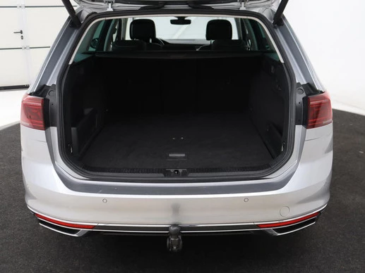 Volkswagen Passat - Afbeelding 10 van 30