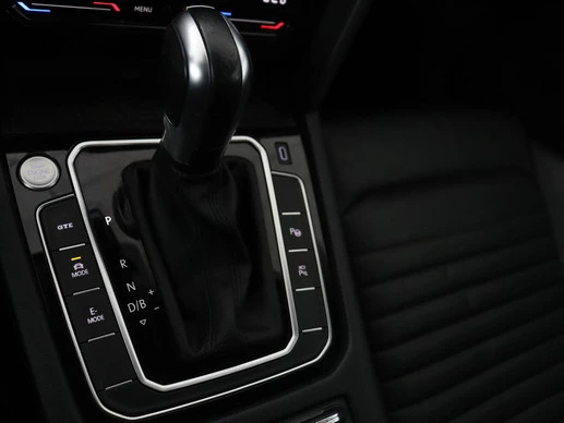 Volkswagen Passat - Afbeelding 23 van 30