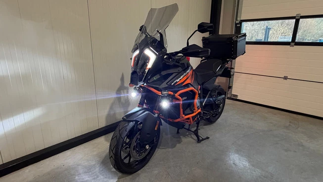 KTM 1290 - Afbeelding 1 van 14