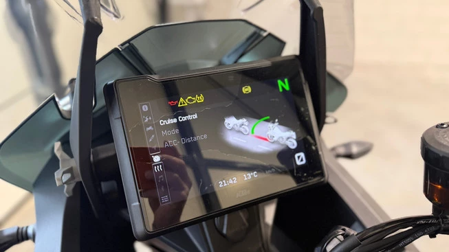 KTM 1290 - Afbeelding 8 van 14