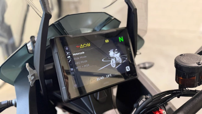 KTM 1290 - Afbeelding 11 van 14