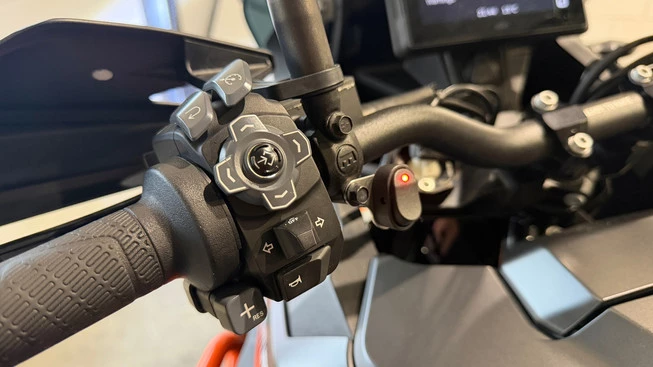 KTM 1290 - Afbeelding 13 van 14