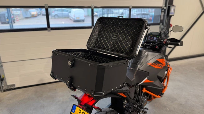 KTM 1290 - Afbeelding 14 van 14