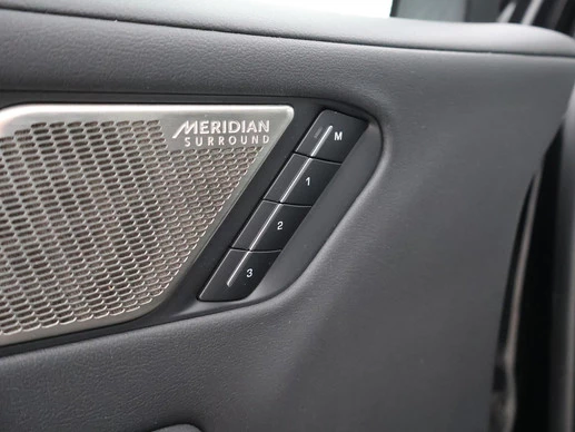 Jaguar I-PACE - Afbeelding 6 van 30