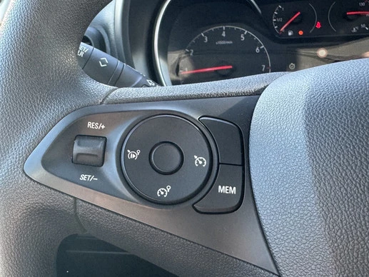 Opel Combo - Afbeelding 12 van 30