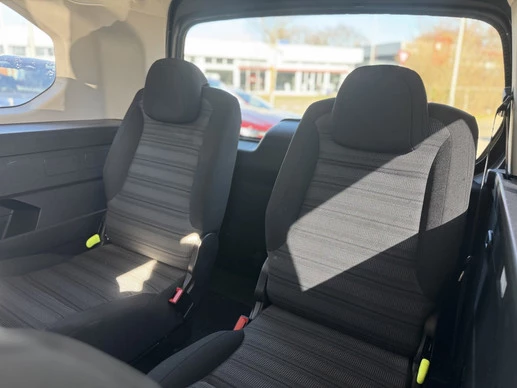 Opel Combo - Afbeelding 16 van 30
