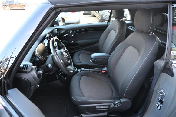 MINI Cooper Cabrio - Afbeelding 11 van 27