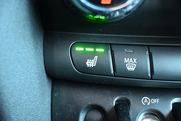 MINI Cooper Cabrio - Afbeelding 21 van 27