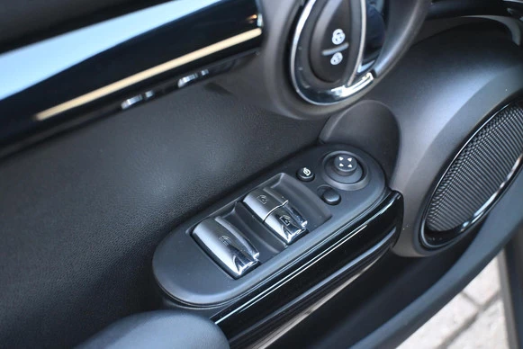 MINI Cooper Cabrio - Afbeelding 26 van 27