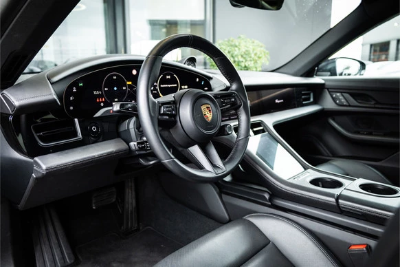 Porsche Taycan - Afbeelding 8 van 30